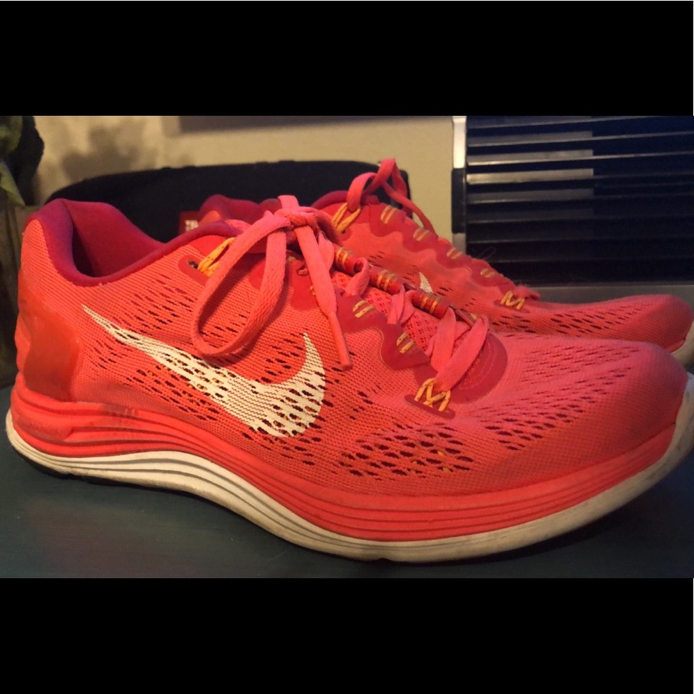 Nike women’s Lunarglide 5